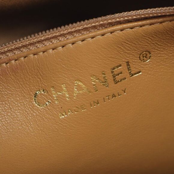 Chanel Leather Grain Calfskin Tote Bag - Picture 6 of 10